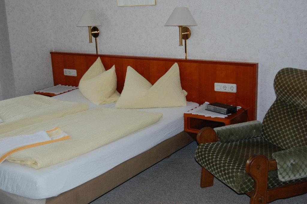 Rennstieg-Hotel Rettelbusch Kammerforst Ruang foto